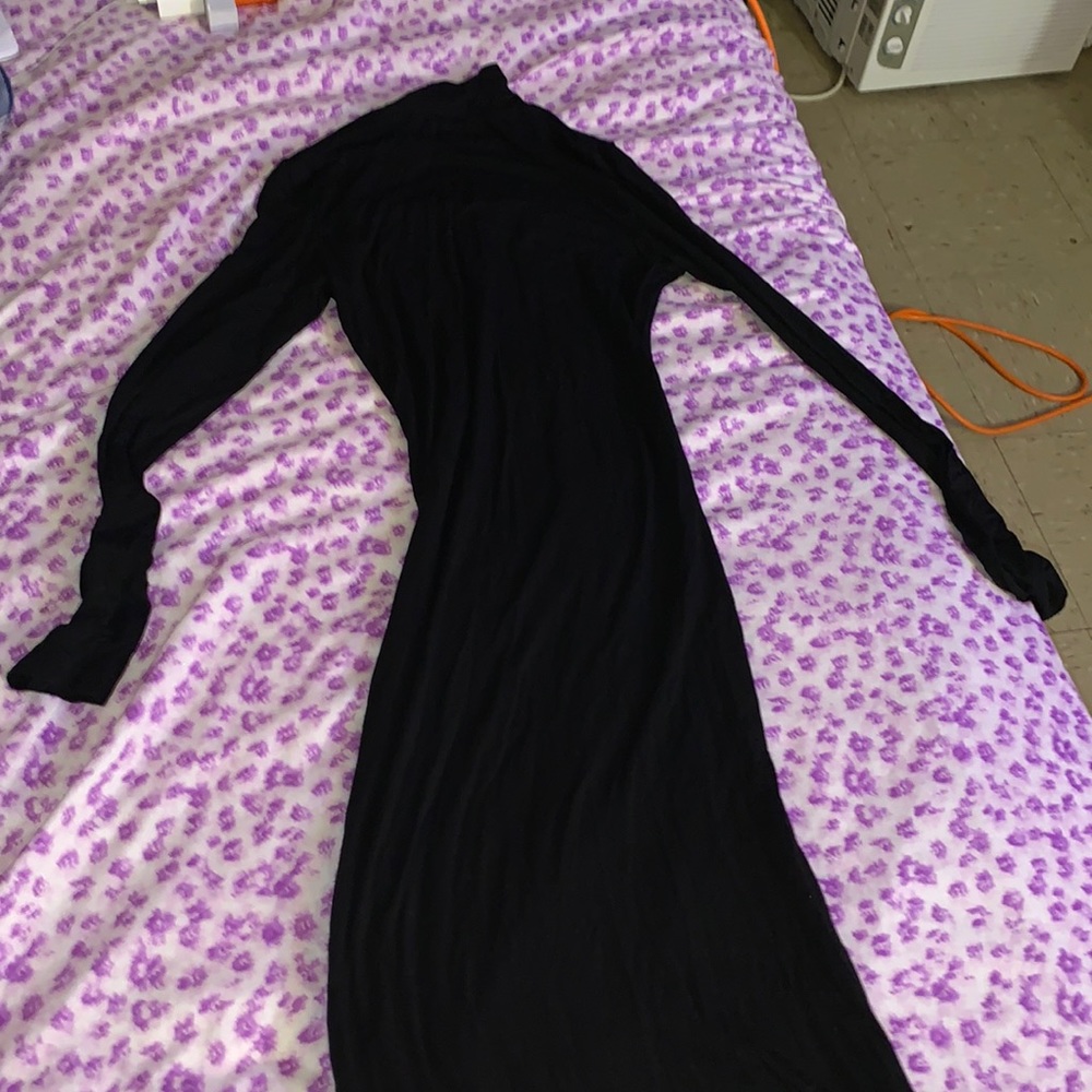 long sleeve cropped neck black fitted dress